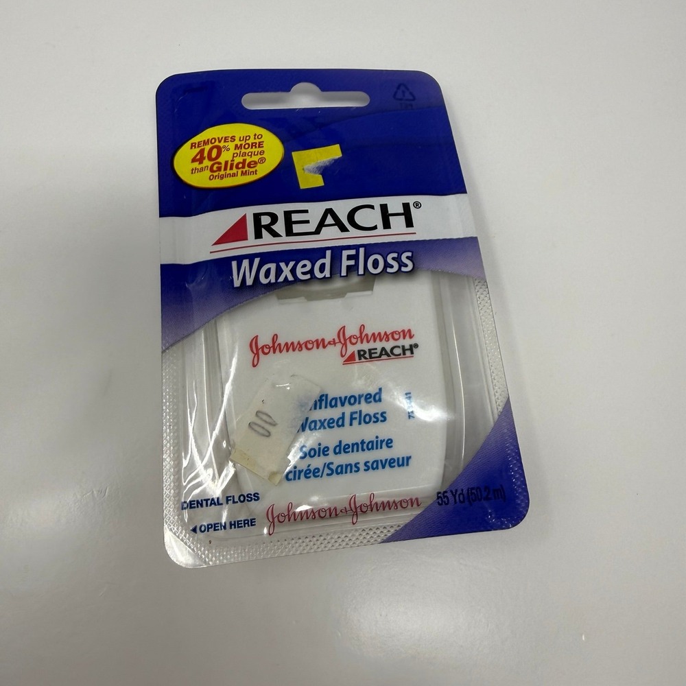Johnson & Johnson Reach Dental Floss UNFLAVORED WAXED FLOSS‎ 55 yd